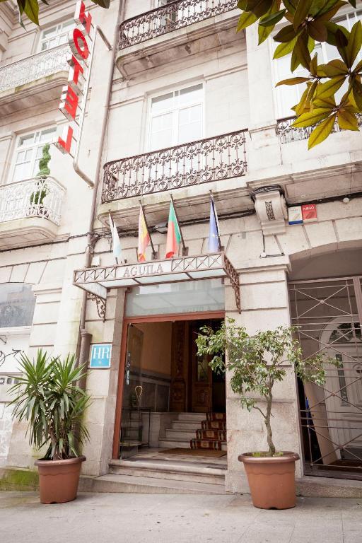 Hotel Aguila Vigo Bagian luar foto
